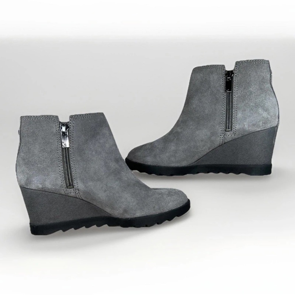Koolaburra Gray Heeled Ankle Boots